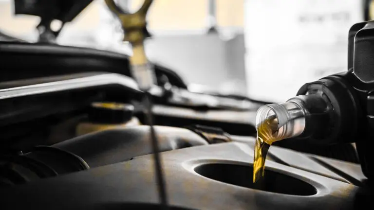 What Is The 5.7 Hemi Oil Capacity